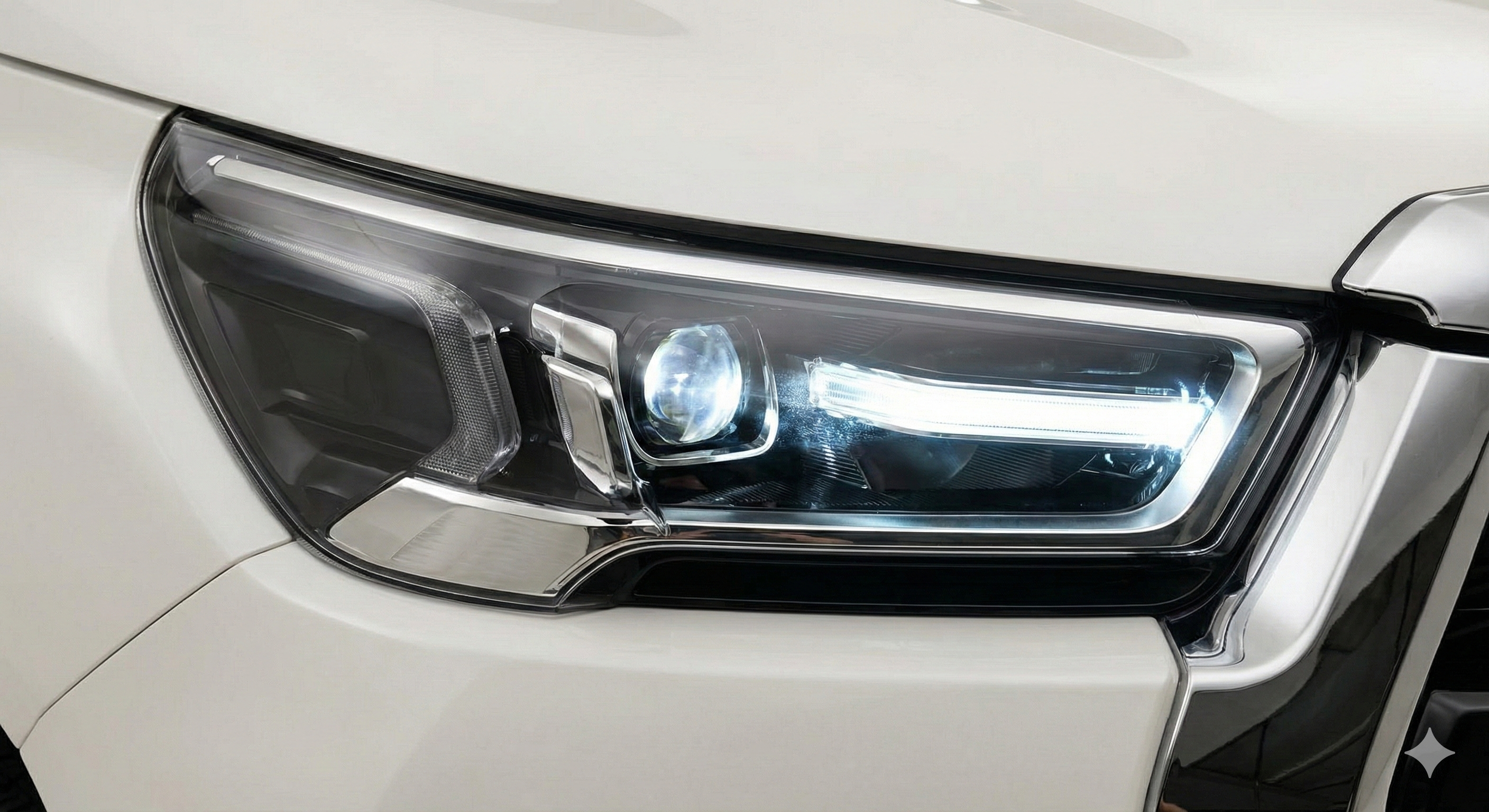 Detalhe dos faróis full LED